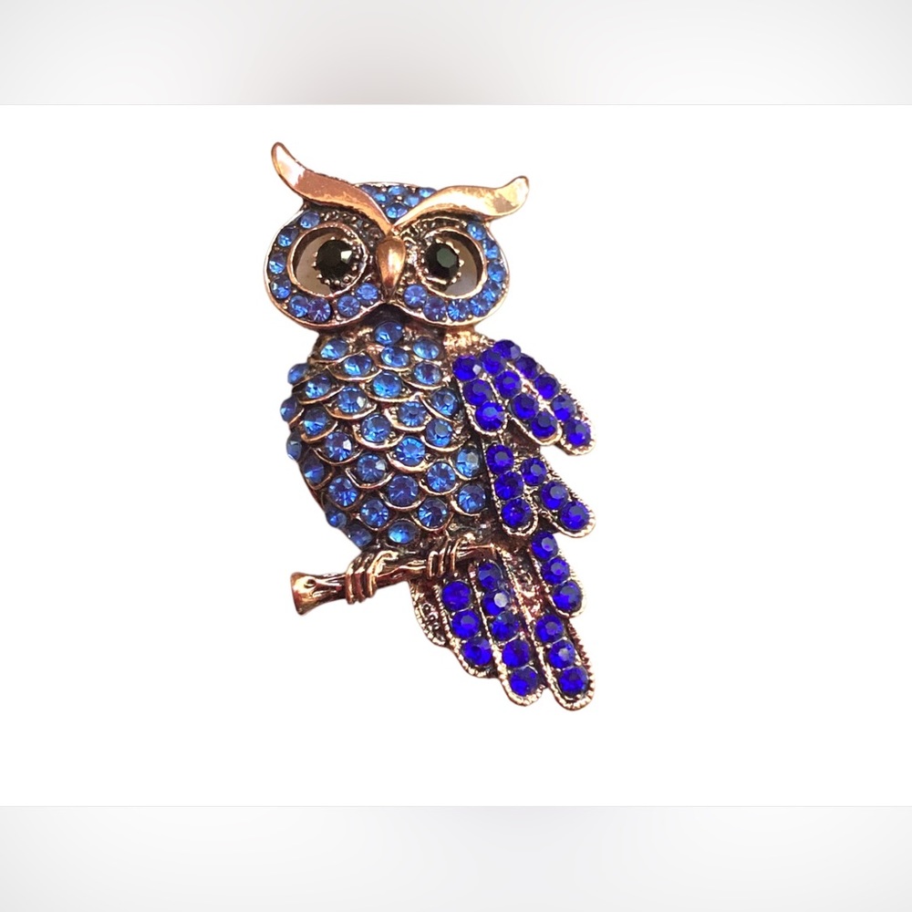 Owl brooch/Pin, Rose gold tone, blue rhinestones